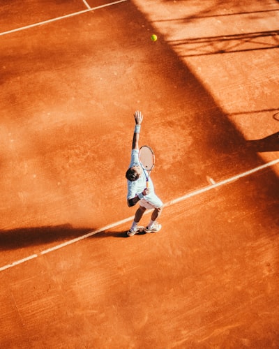 Tenis